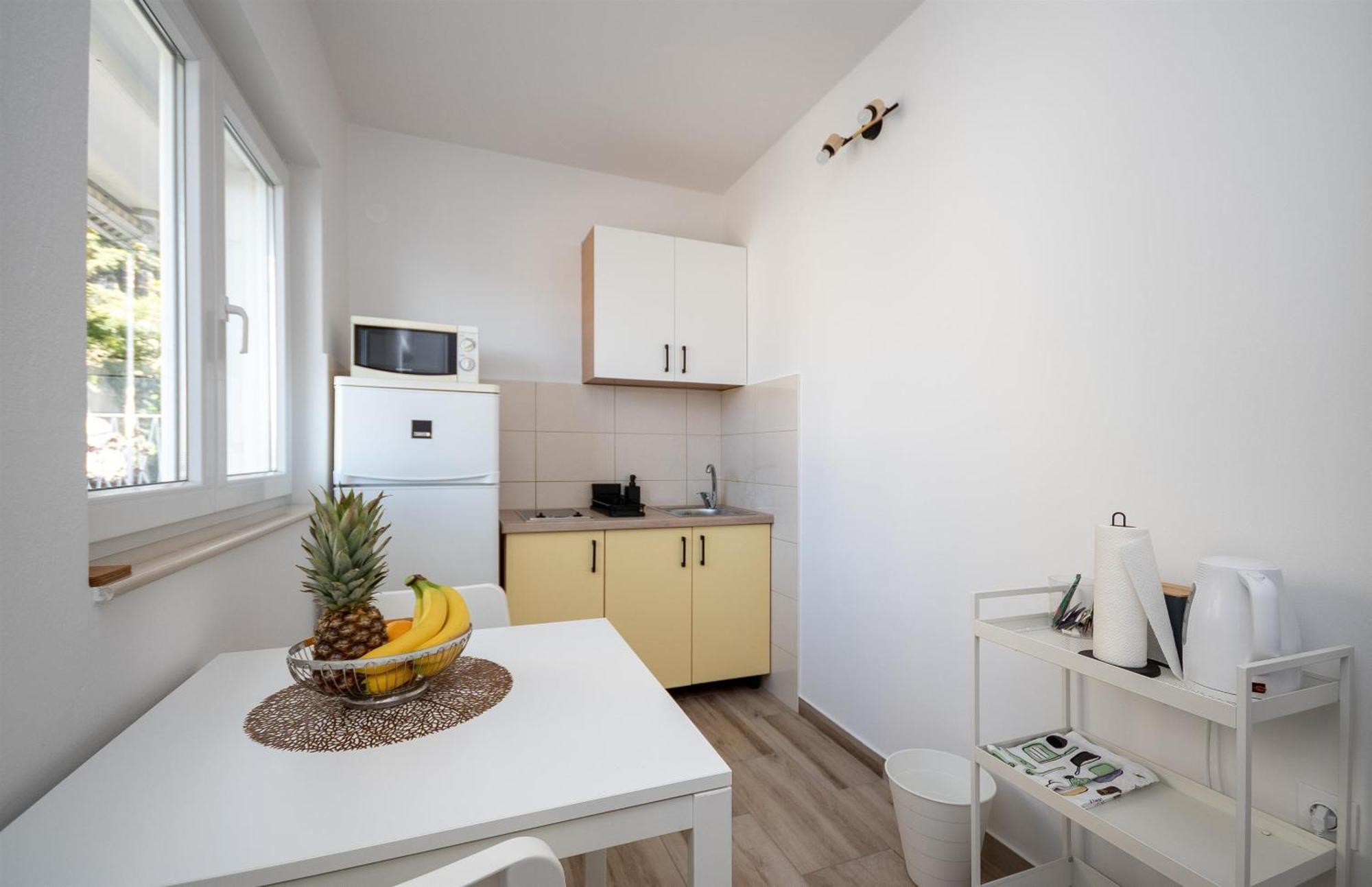 Apartments Ivan - With Parking Omiš Dış mekan fotoğraf